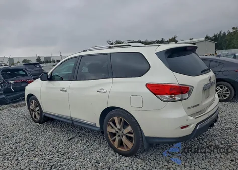 2016 Nissan Pathfinder S z USA, uszkodzony, nr VIN 5N1AR2MNXGC657226